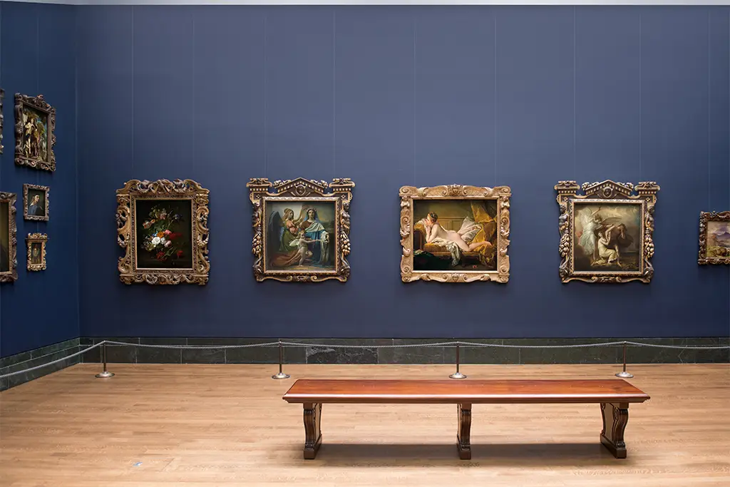 Museums Bilderschiene Newly R70 Beispielanwendung 2